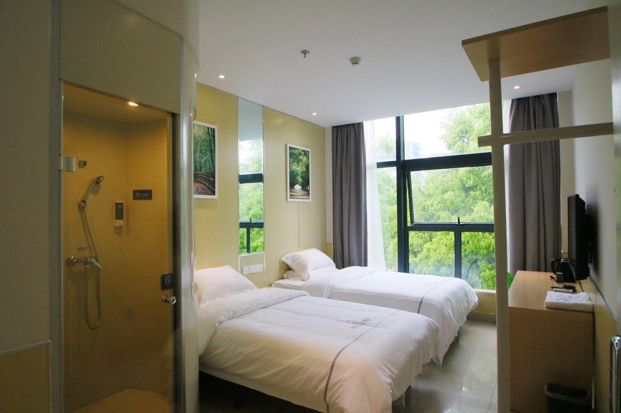 100 Inn Plus Pudong Airport Hotel شانغهاي المظهر الخارجي الصورة